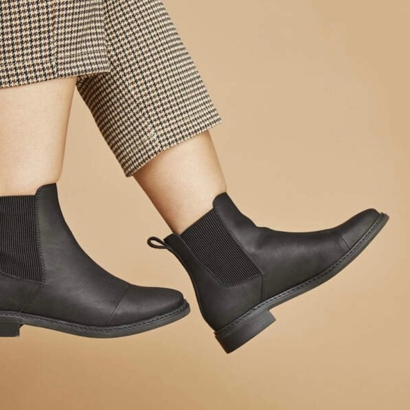 TOMS Charlie Black Leather Ankle Boot women’s 10M. - Picture 6 of 6